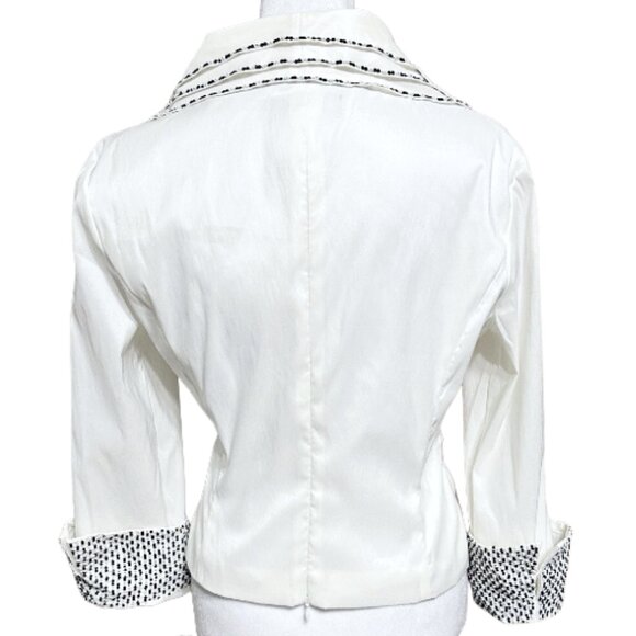 Cachet Designer Beaded Trim White Stretch Tailored Evening Blouse Top Size 8 - Picture 3 of 7